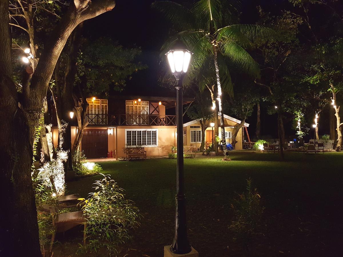 Stay Amare Villa Maria 1 Баколод Экстерьер фото